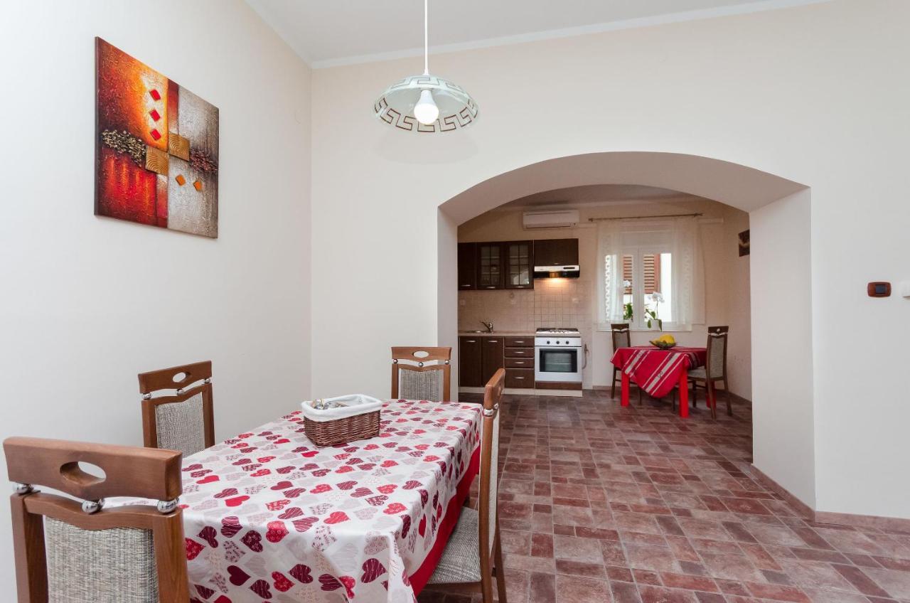 Apartment Aleksandra Rijeka Exterior photo