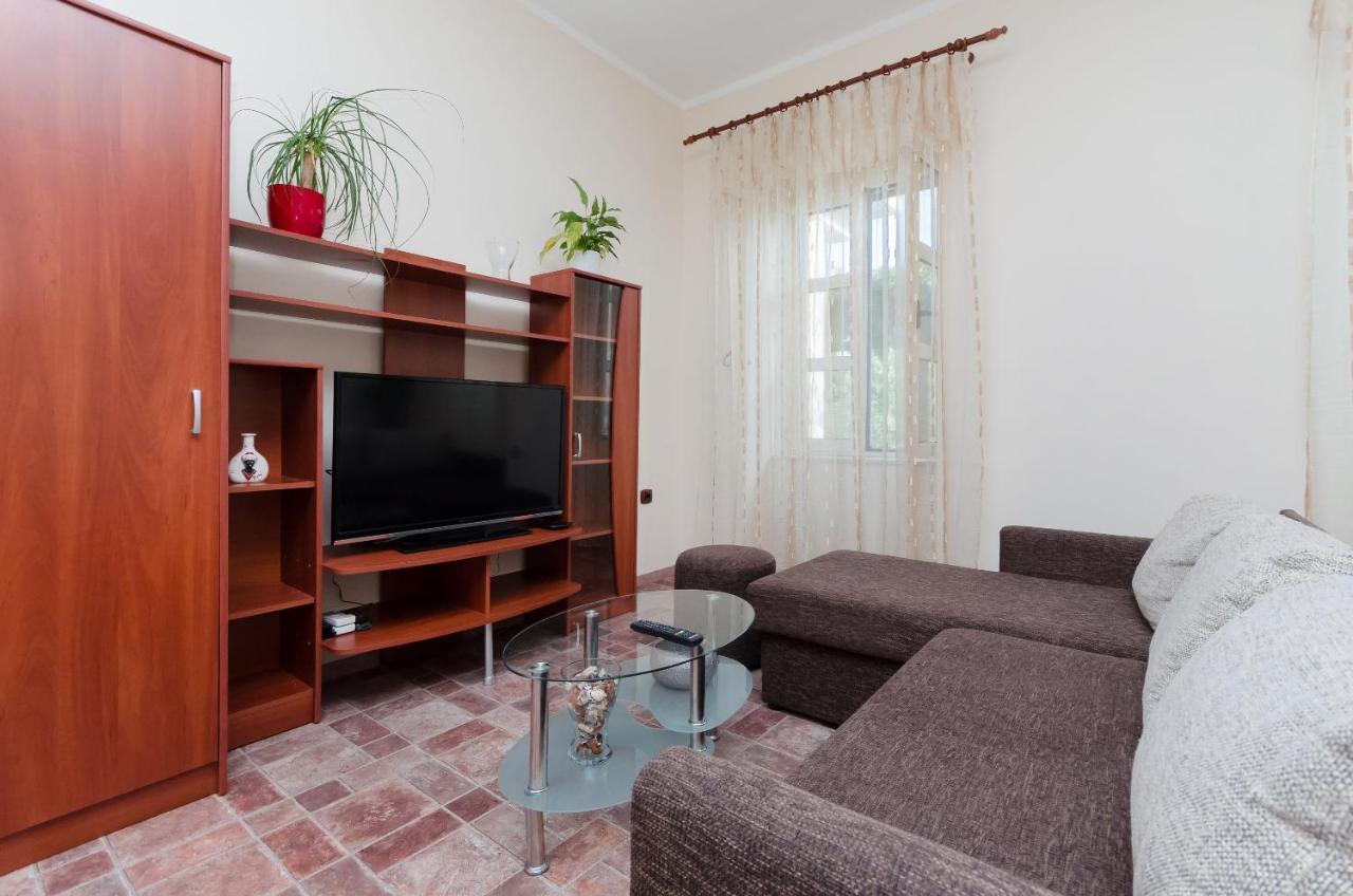 Apartment Aleksandra Rijeka Exterior photo